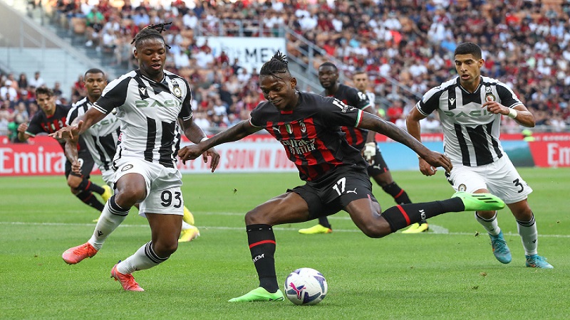 Soi kèo Udinese vs AC Milan – 01h45 – 12/04 – Serie A